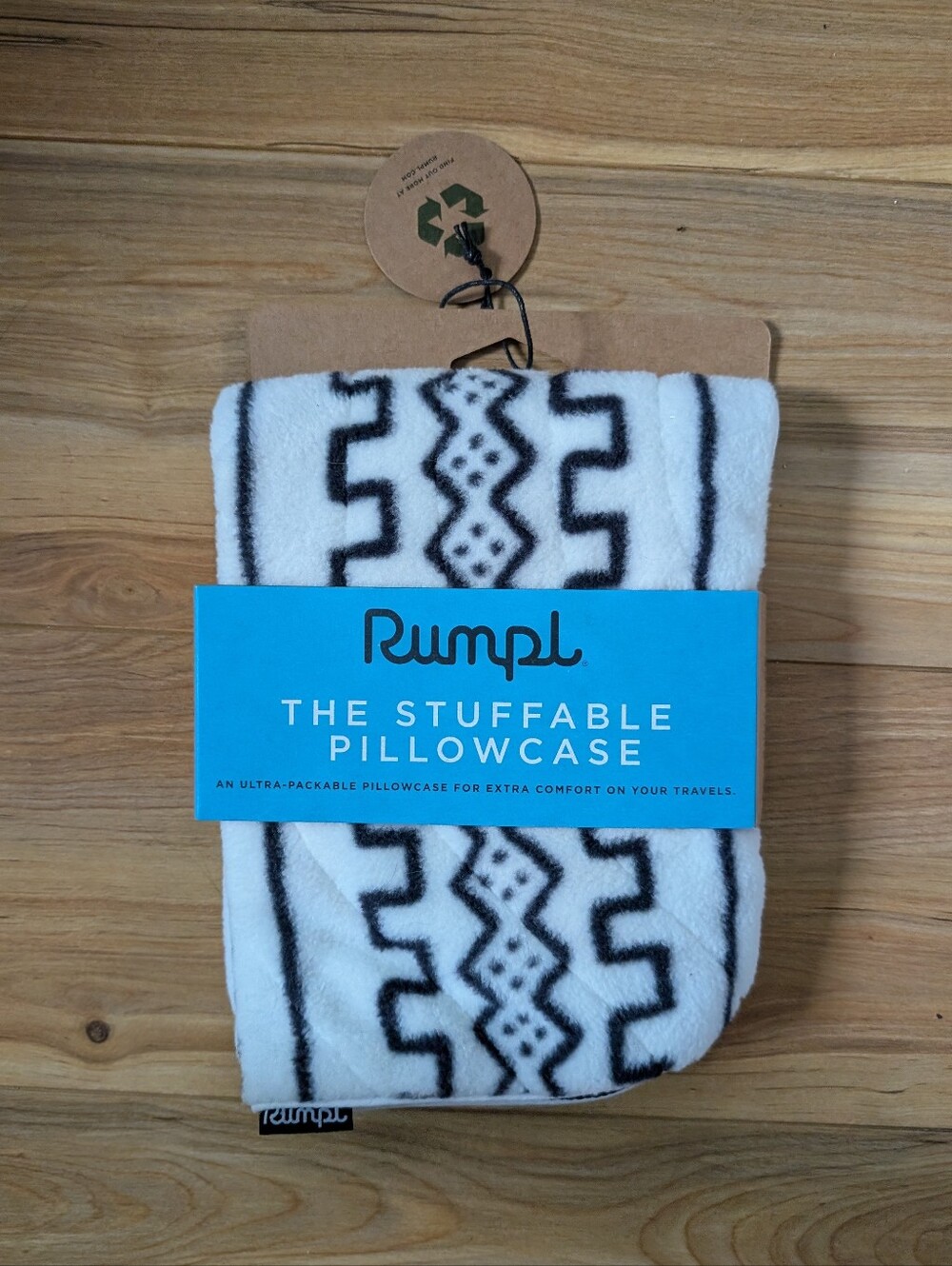 NEW Rumpl The Stuffable Pillowcase - White with Black Geometric Print